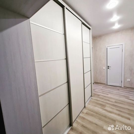 Шкаф встроенный