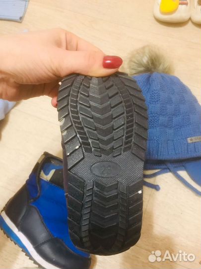 Шапка детская и обувь