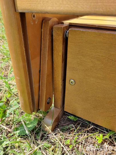 Детская кровать с маятником и ящиком