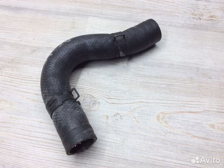 Патрубок радиатора Mitsubishi Pajero Sport KH