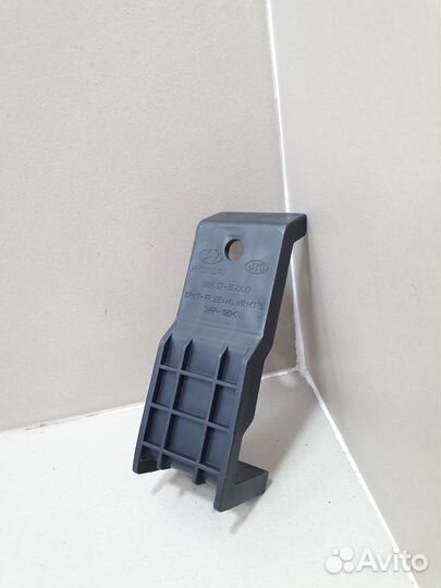 Кронштейн переднего бампера Hyundai Sonata 4