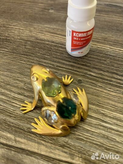 Сувенир с кристаллами Swarovski