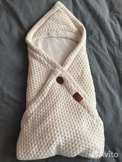 Вязанный конверт на выписку loomknits