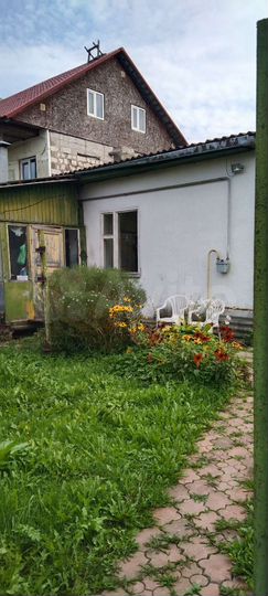 Дом 230 м² на участке 22 сот.