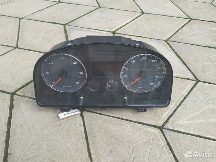 Щиток приборов VW