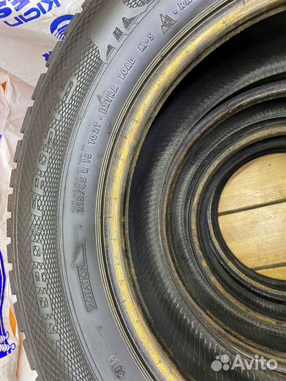 Gislaved Nord Frost 5 215/65 R16 102T