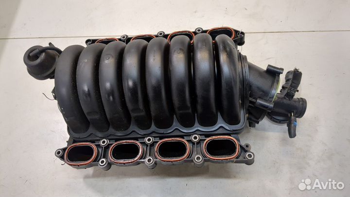 Коллектор впускной Audi A8 (D4), 2011