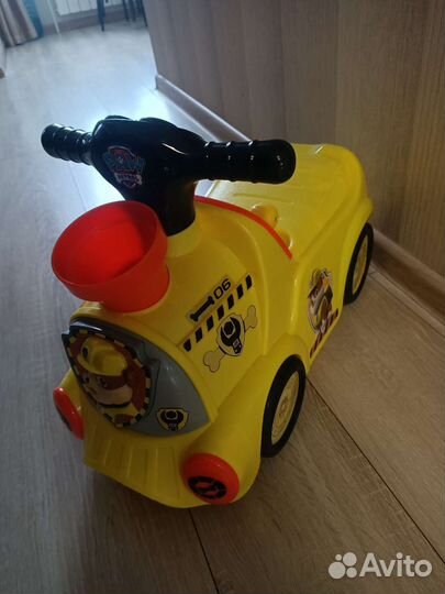 Паровоз-толокар с шариками