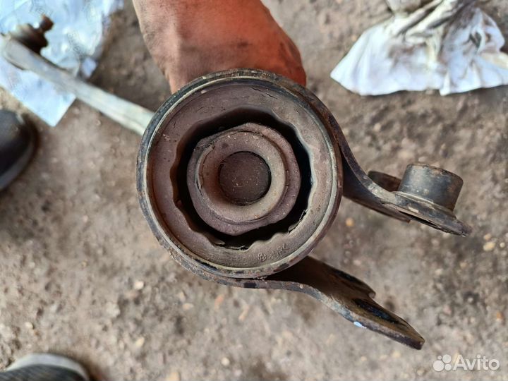 Рычаги передние mazda 3 bk