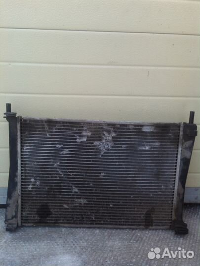 Хундай Лантра 92г радиатор