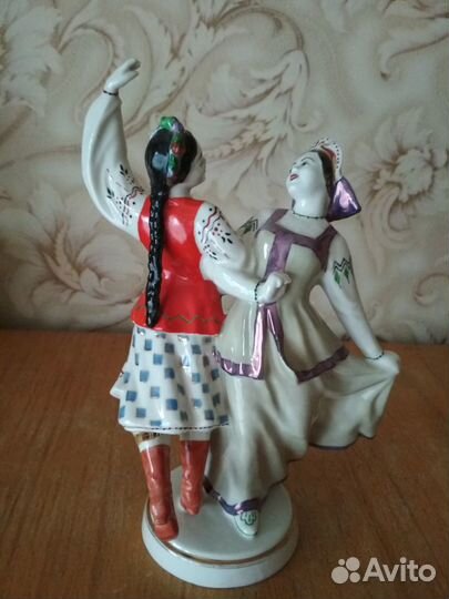 Фарфоровые статуэтки времен СССР