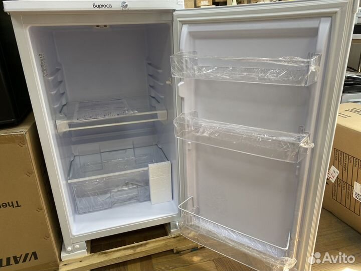 Холодильник Бирюса
