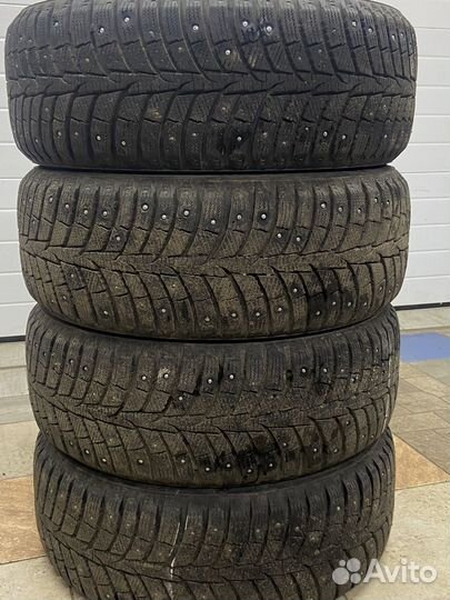 Laufenn I Fit Ice LW 71 215/50 R17 95T