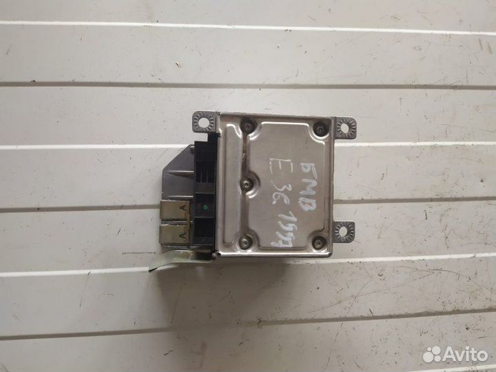 Блок управления airbag Bmw 3 седан 1.6 1997
