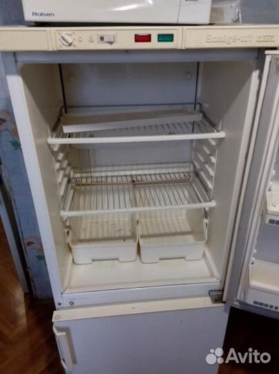 Холодильник Snaige 117