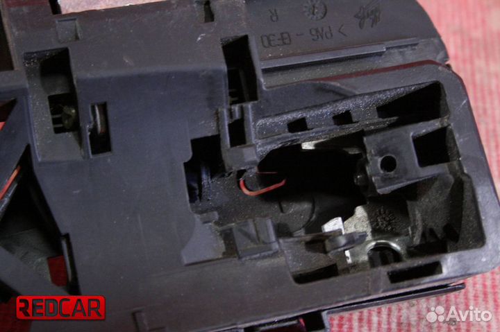 Замок двери передней прав Mercedes W221 S (05-13)