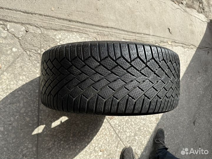 Continental ContiVikingContact 7 225/50 R17 и 245/45 R17