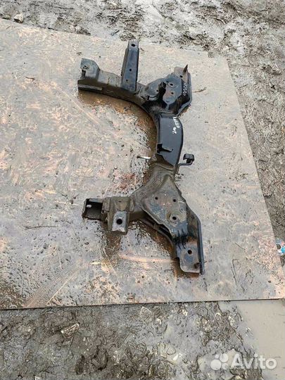 Подрамник передний Chevrolet Rezzo