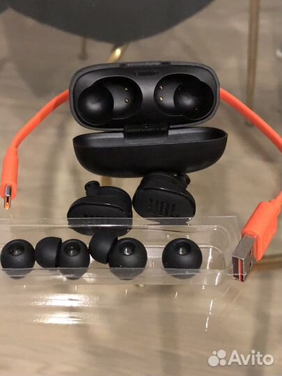 Наушники беспроводные JBL