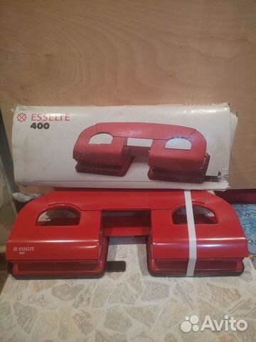 Дырокол на 4 отверстия