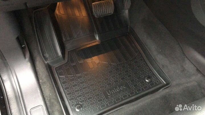 Коврики в салон и бaгажник автомобиля
