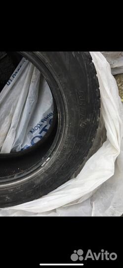 Bridgestone Blizzak DM-V1 235/65 R17