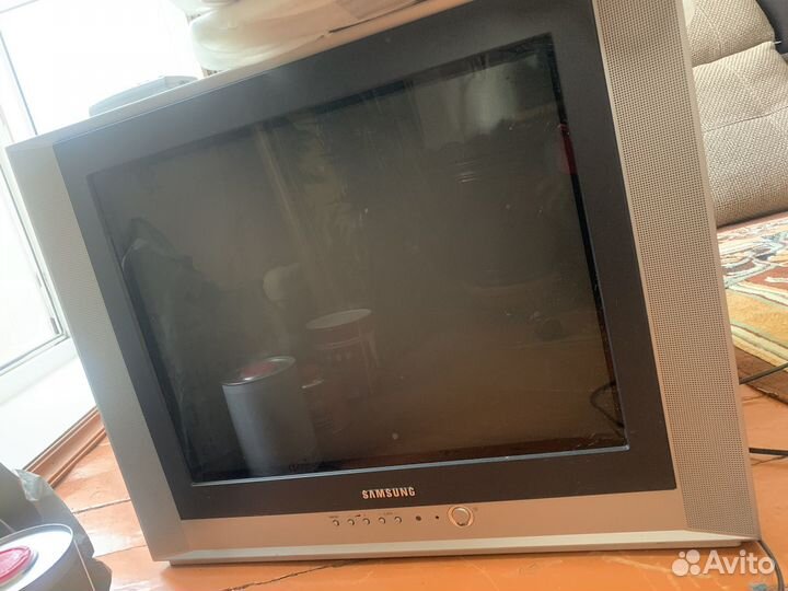 Телевизор samsung и sharp