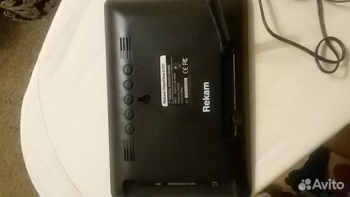 Цифровая рамка Rekam новая
