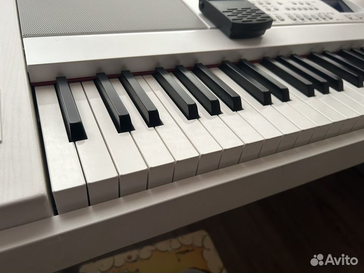 Цифровое пианино yamaha DGX-660