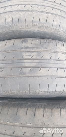 Goodyear EfficientGrip 2 SUV 215/60 R17 96
