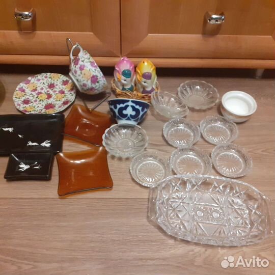 Отдам салатники блюда хрусталь посуду пакетом