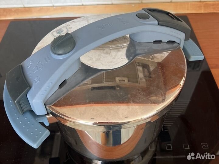 Скороварка Fissler