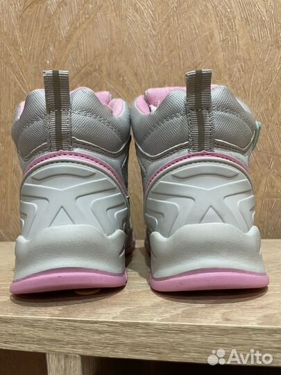 Ботинки зимние для девочки