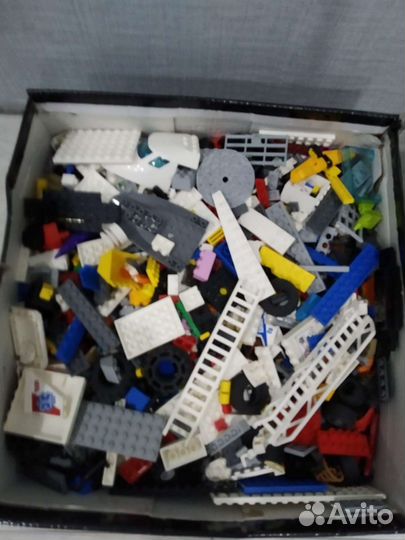 Lego россыпью, 4 коробки