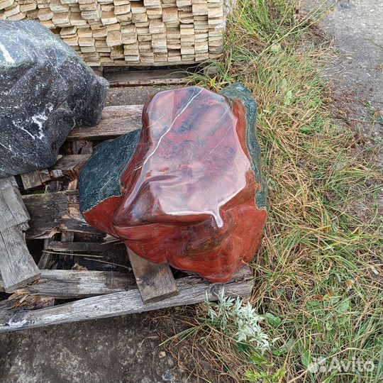 Камень природный