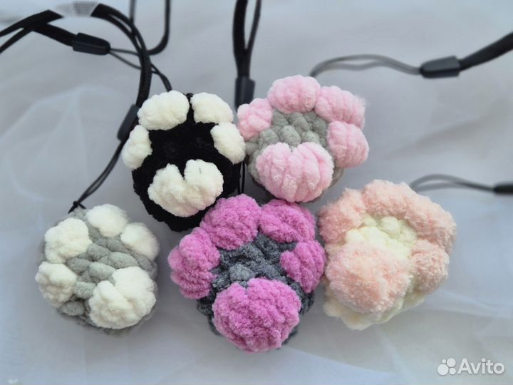 Вязанные брелки 