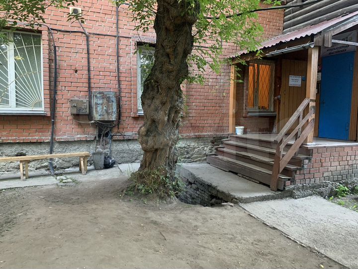 Комната 24 м², 1/2 эт.