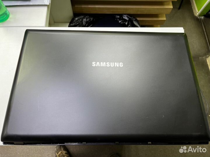 Часть корпуса Samsung NP-R717 б/у