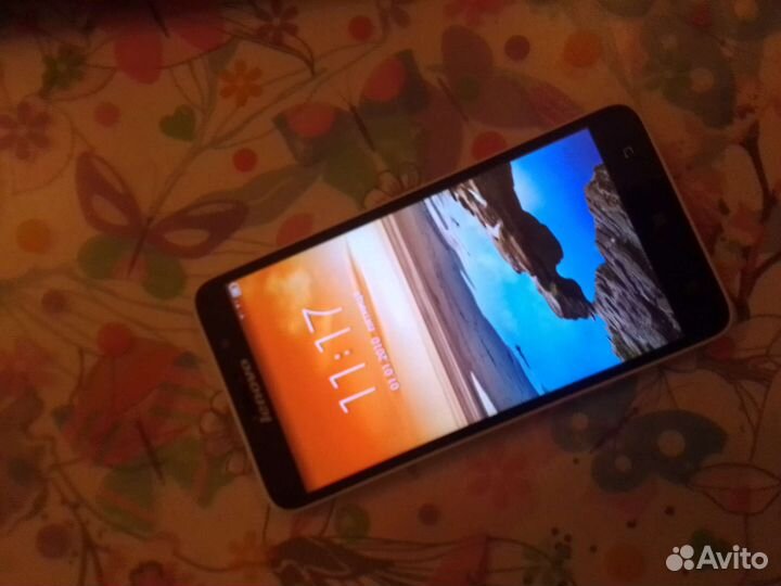 Телефон lenovo