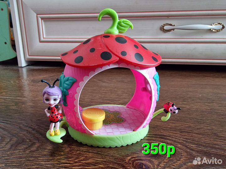 Enchantimals букашки