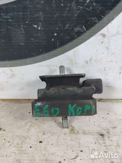 Подушка АКПП BMW 5 E60