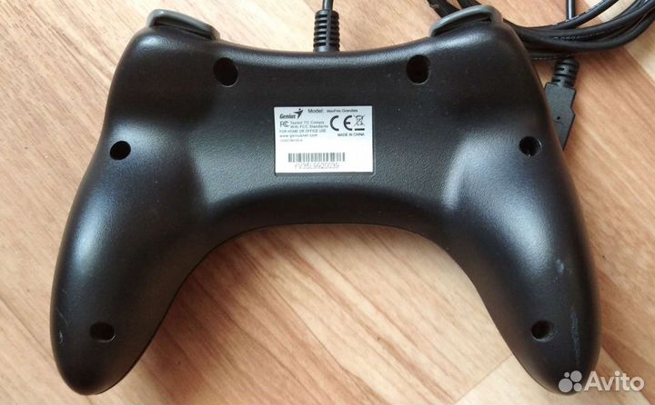 Геймпад genius maxfire grandias джойстик