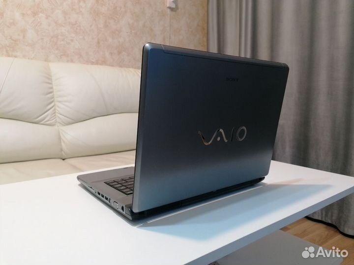 Качественный ноутбук Sony для работы и учёбы