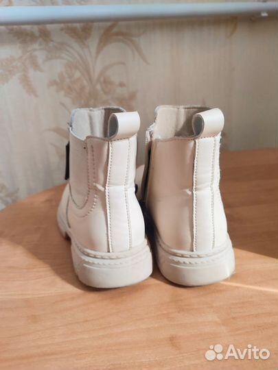 Ботинки демисезонные для девочки 30 размер