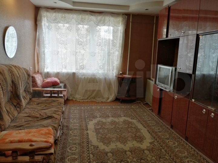 Комната 18 м² в 8-к., 7/9 эт.