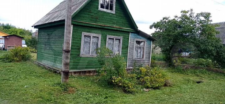 Дом 20 м² на участке 5 сот.