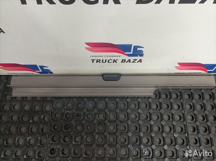 1790996 Солнцезащитная шторка боковая левая