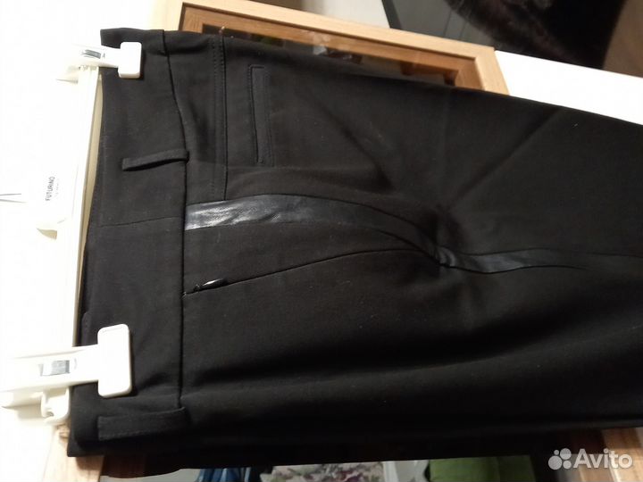 Брюки классика, с кожан лампасами,Новые 50 размер