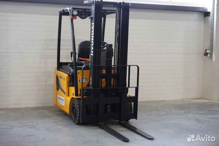 Вилочный погрузчик Hyundai 15BT-9U, 2023