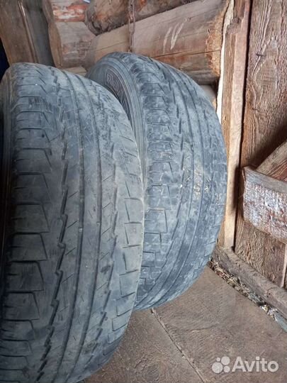 Kumho Road Venture ST KL16 235/65 R17 104H